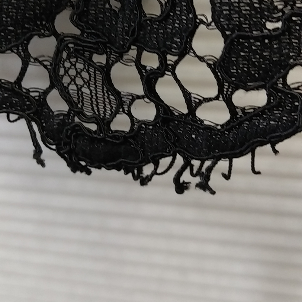 TORID LACE TOP - Picture 7 of 9